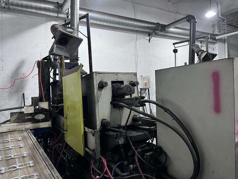 Proč jsou v dílnách Jinhua Hanjia vždy rozsvícena světla?